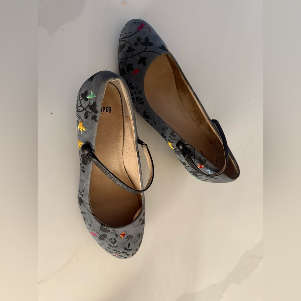 Floral Embroidered Camper Heels Size 39 - Picture 3 of 6
